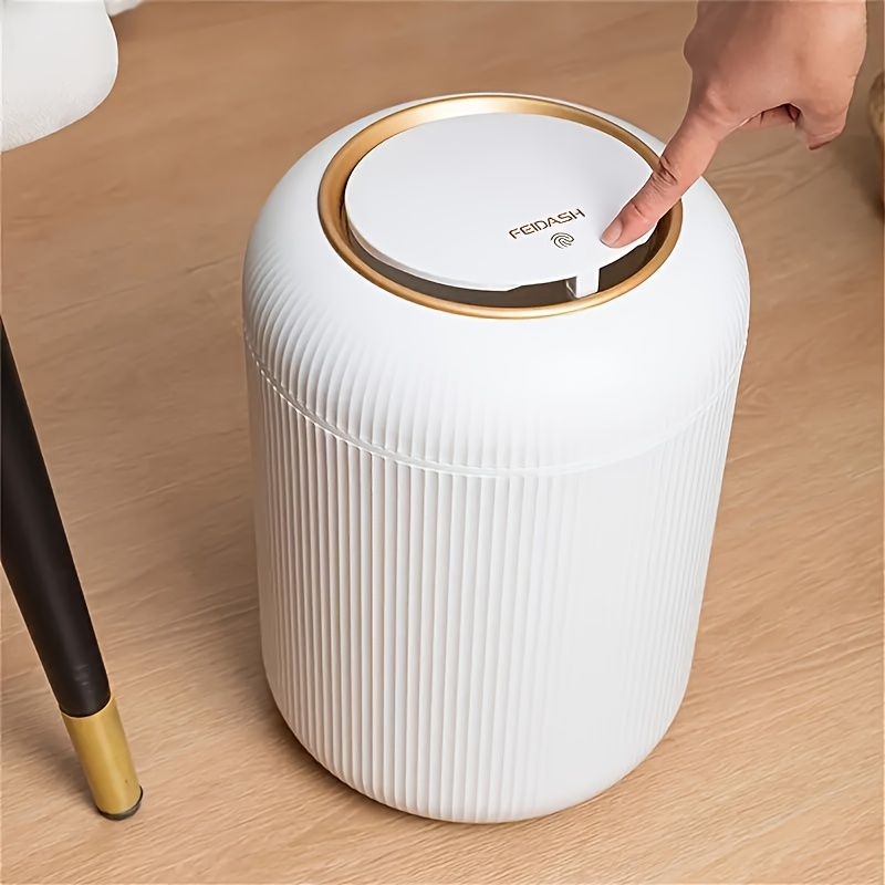 Cestino per Rifiuti di Lusso a - Kitchen Gadgets Luxury recensione e prezzo
